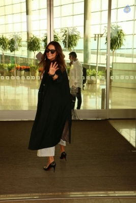 Celebrities Spotted at Airport - 35 of 42