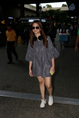 Celebrities Spotted at Airport Returns From IIFA - 57 of 84