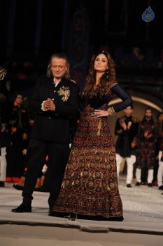 Celebrities Walk the Ramp at LFW 2016 Summer Resort 2 - 17 of 63