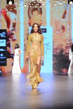 Celebrities Walks the Ramp at LFW 2016 - 27 of 60