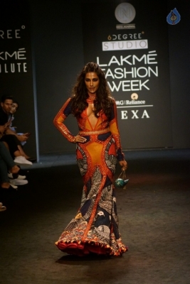 Chitrangada Singh Walks the Ramp at LFW 2017 - 21 of 27