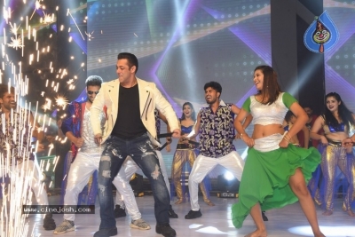 Dabangg 3 Movie Pre Release Event - 39 of 102