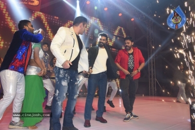 Dabangg 3 Movie Pre Release Event - 87 of 102