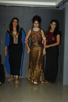 Hair and Makeup Fiesta By Bharat and Dorris - 4 of 84