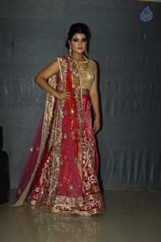 Hair and Makeup Fiesta By Bharat and Dorris - 70 of 84