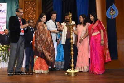 Hrithik Roshan At 43rd Giants International Convention 2017 - 2 of 12