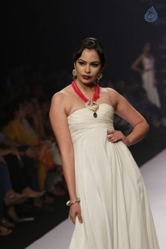 India International Jewellery Week 2015 Fashion Show - 26 of 84