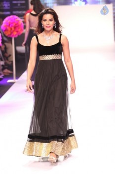 India International Jewellery Week 2015 Fashion Show - 48 of 84