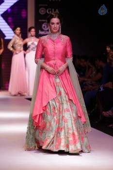 India International Jewellery Week 2015 Fashion Show - 50 of 84