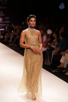 India International Jewellery Week 2015 Fashion Show - 57 of 84