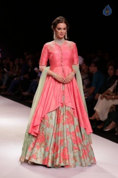 India International Jewellery Week 2015 Fashion Show - 61 of 84