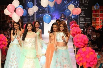 India International Jewellery Week 2015 Fashion Show - 64 of 84