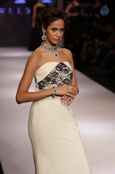 India International Jewellery Week 2015 Fashion Show - 69 of 84