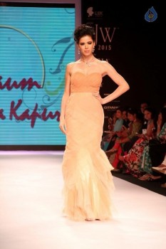 India International Jewellery Week 2015 Show  - 98 of 126