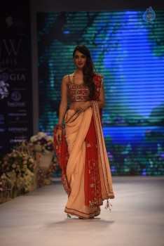 India International Jewellery Week 2015 Show  - 104 of 126