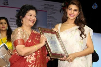 Jacqueline gets Felicitated at Mumbai University  - 29 of 50
