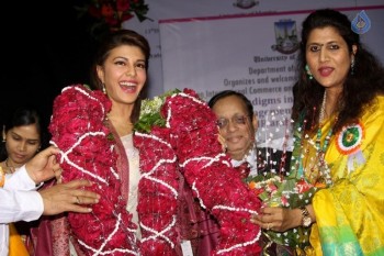 Jacqueline gets Felicitated at Mumbai University  - 32 of 50