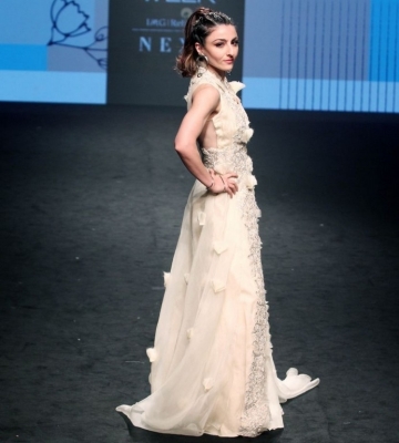 Lakme Fashion Week 2019 - 15 of 32