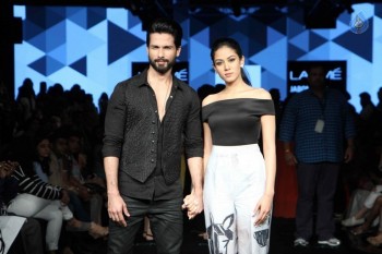 LFW 2015 Masaba Show - 5 of 35