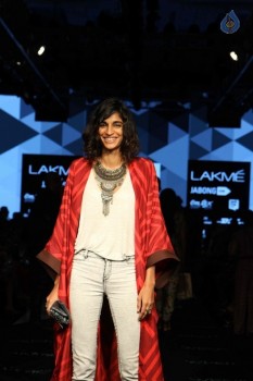 LFW 2015 Masaba Show - 15 of 35