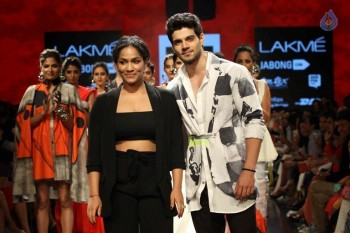 LFW 2015 Masaba Show - 20 of 35