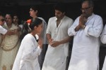 Mona Kapoor Funeral Ceremony - 36 of 68