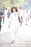 Mona Kapoor Funeral Ceremony - 41 of 68
