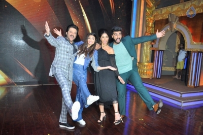 Mubarakan Team at Sabse Bada Kalakar Show - 19 of 27