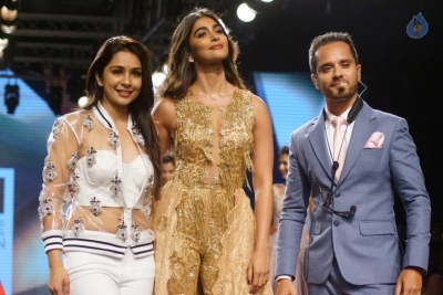 Pooja Hegde at LFW Winter Festive 2017 - 2 of 17