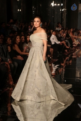 Preity Zinta Walks The Ramp At LFW 2017 - 12 of 15