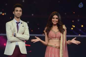 Prem Rata Dhan Payo Promotions On Life OK Channel - 24 of 62