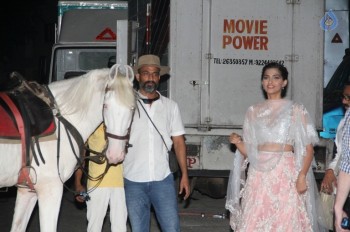 Prem Rata Dhan Payo Promotions On Life OK Channel - 59 of 62