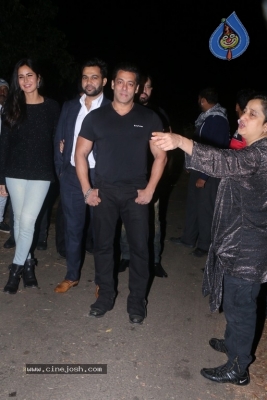 Salman Khan Birthday Bash Photos - 9 of 15