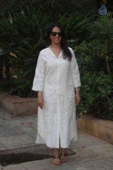 Shahid Kapoor Birthday Celebrations Photos - 42 of 49