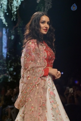 Shraddha Kapoor at LFW 2017 - 4 of 13