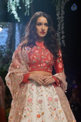 Shraddha Kapoor at LFW 2017 - 7 of 13