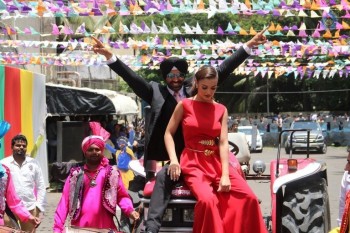 Singh is Bling Trailer Launch - 40 of 42