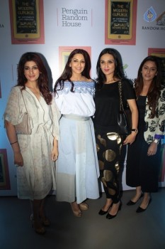 Sonali Bendre Book Success Party - 30 of 63