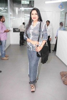 Sonali Bendre Book Success Party - 34 of 63