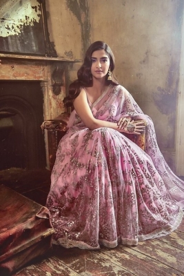 Sonam Kapoor Pictures - 1 of 4