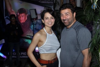 Special Screening of Saala Khadoos - 22 of 83