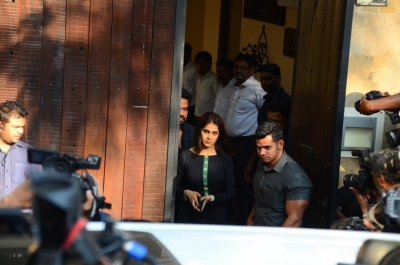 Sridevi Death - Celebs Visit Anil Kapoor Set 3 - 14 of 18
