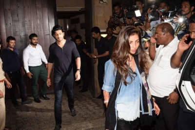 Sridevi Death - Celebs Visit Anil Kapoor Set 4 - 39 of 41