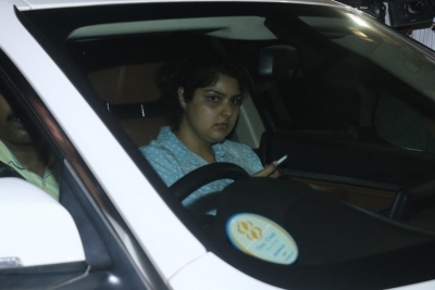 Sridevi Death - Celebs Visit Anil Kapoor Set 4 - 41 of 41