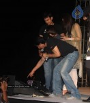 SRK and Kareena at Sony Playstation Event - 11 of 45