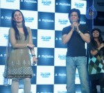 SRK and Kareena at Sony Playstation Event - 12 of 45