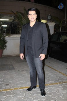 Stars at Jeena Isi Ka Naam Hai Premiere - 39 of 42