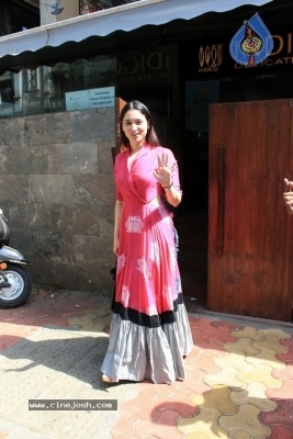 Tamannaah Bhatia Spotted At Indigo In Bandra - 6 of 6