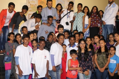 Varun Dhawan Encourage Young Film Makers at Film Festival - 13 of 21