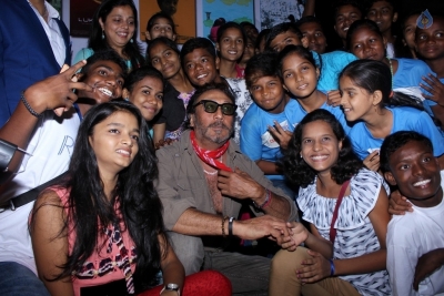 Varun Dhawan Encourage Young Film Makers at Film Festival - 17 of 21